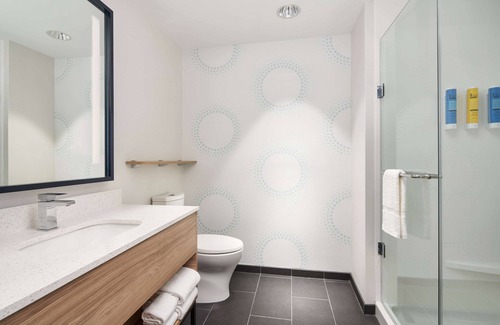 Dania Beach Hotel | Tru By Hilton Ft. Lauderdale Airport