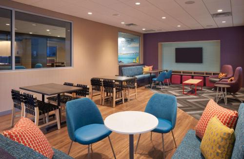 Southside Hotel | Tru By Hilton Jacksonville South Mandarin, Fl