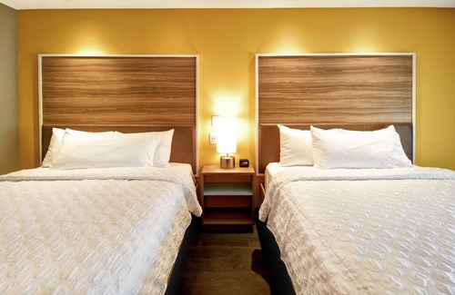 Fairgrounds Hotel | Tru by Hilton Louisville Airport