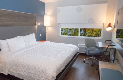 Northwest Hotel | Tru By Hilton Norfolk Airport
