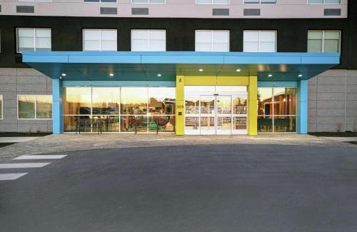 South Portland Hotel | Tru By Hilton Portland Airport Area Me