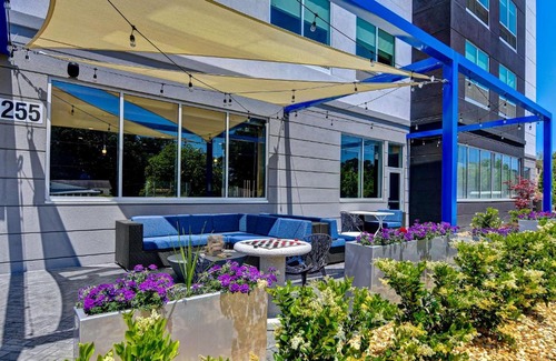 Rocky Mount Hotel | Tru By Hilton Rocky Mount, Nc