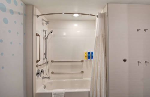 Galeville Hotel | Tru By Hilton Syracuse North Airport Area