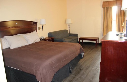 Jacksonville Hotel | Truckerz Inn