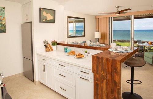 Honokowai Condo | True Beachfront Luxury! Downstairs unit oceanfront 20' to water! NO resort fees.