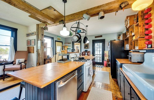 Irasburg House | ‘True North Farm House’ - Historic Family Home