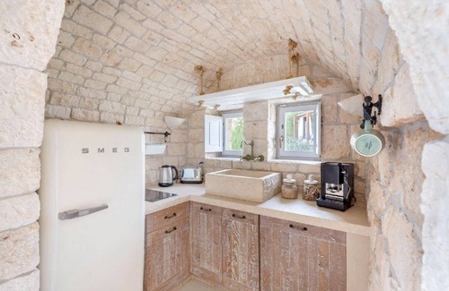 Martina Franca Villa | Trullo Atena - Trullo with private pool, outdoor gym and steam room