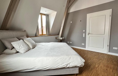 Innenstadt Apartment | TrulyAugsburg — Spacious, Modern & Bright
