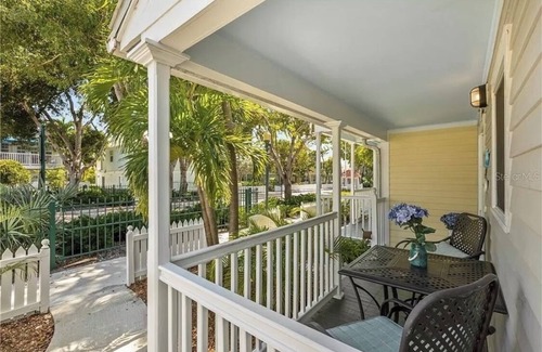 Bahama Village House | Truman Annex 2 bedroom 2.5 bath Townhouse- steps from Duval Street with pool