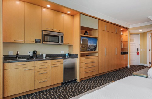 Las Vegas Condo | 𝐓𝐑𝐔𝐌𝐏 56th Floor ⁕ Luxury Suite ⁕ Strip Views