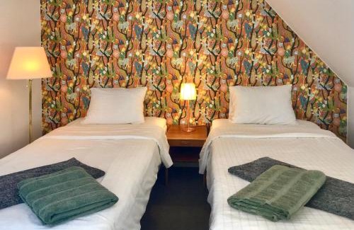 Tomelilla Bed & Breakfast | Tryde 1303 B&B på Österlen