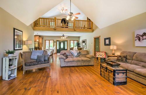 Lynn House | Tryon House with Hot Tub - Near Equestrian Centers!