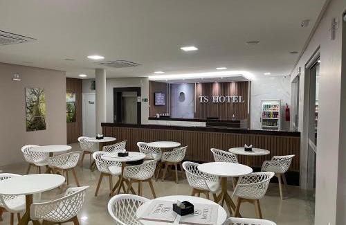Porteirinha Hotel | TS HOTEL