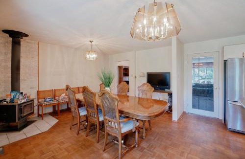 Delta Villa | Tsawwassen 3 Bedroom Ground Suite