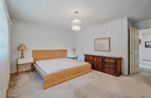 Delta Villa | Tsawwassen 3 Bedroom Ground Suite