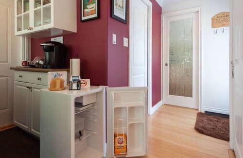 Delta Apartment | " TSAWWASSEN *5 STARS GOLF VIEW re-opens! « "
