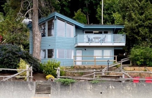 Delta Cottage | Tsawwassen Beach Cottage
