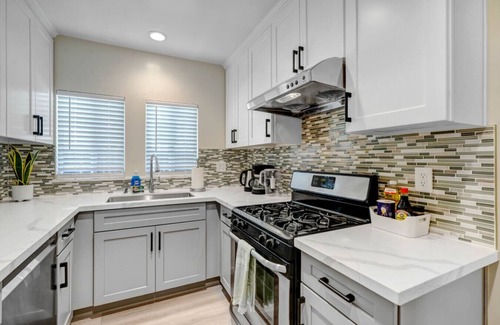 Alhambra Apartment | tsgv-alh26-b-wos-es-3-1
