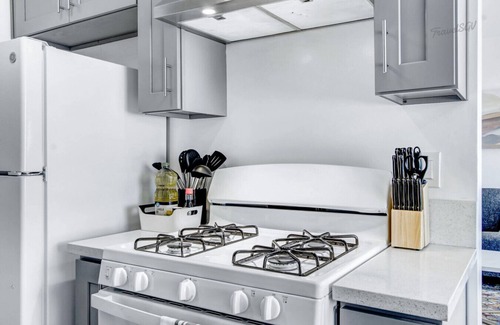 Alhambra Apartment | tsgv-alh837-e-wos-3-1