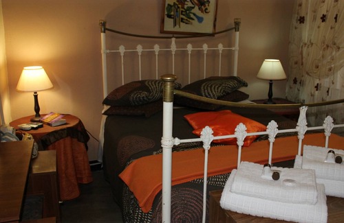 Francistown House | Tshimologo Farm Guest House