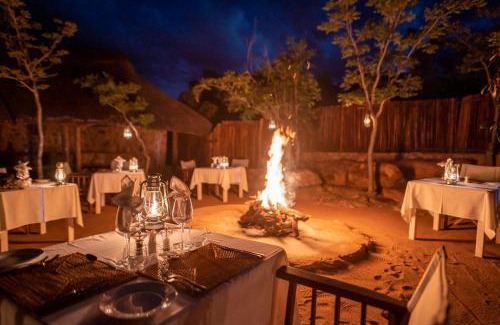 Vaalwater Hotel | Tshwene Lodge