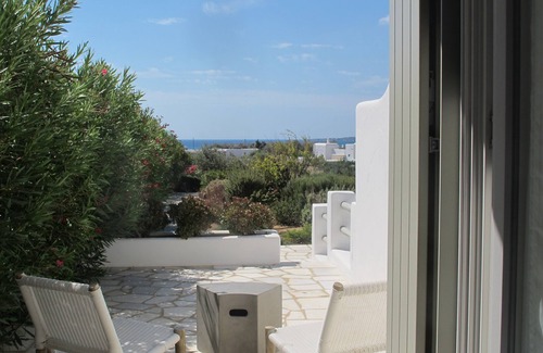 Chrissi Akti Villa | Tsierdaka: House with garden