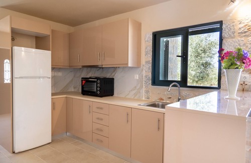 Omales Apartment | Tsopakas Trisakia apartment,Near tavern,Beach,Mani
