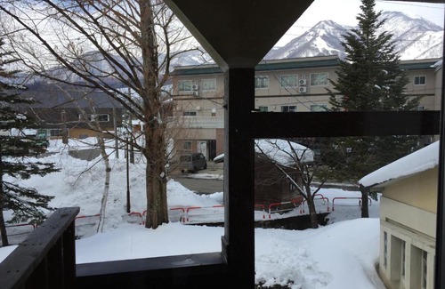 Kitaazumi-gun Cabin | Tsugaike Ski House