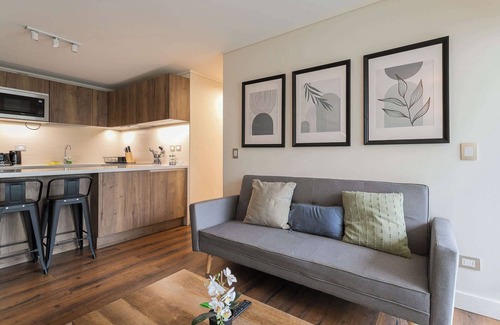 Apoquindo Apartment | Tu aventura urbana: 2D/2B en Las Condes