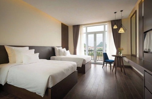 Quoc Oai Hotel | Tuan Chau Hanoi Hotel