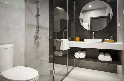 Quoc Oai Hotel | Tuan Chau Hanoi Hotel