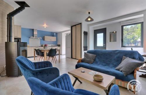 Erce-pres-Liffre House | Tuberix