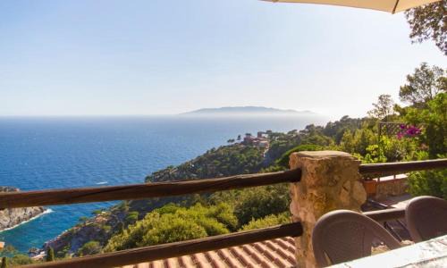 Cala Piccola House | Tuca Tuca Si, sea view terrace and private beach