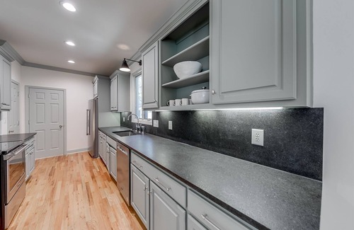 Tiger House | Tuckaway Cottage – Secluded Romantic Cottage