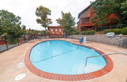 Branson Theater District Cabin | Tucked-Away but Close to Everything! Walk-in Cedar Log Cabin