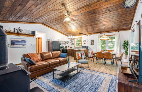 Great Cacapon Cabin | Tucked Away w/Hot Tub, Fire Pit, Deck & WiFi