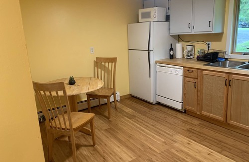 South Hill Apartment | Tucked away, yet convenient