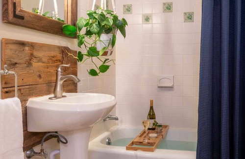 Waitsfield Hotel | Tucker Hill Lodge
