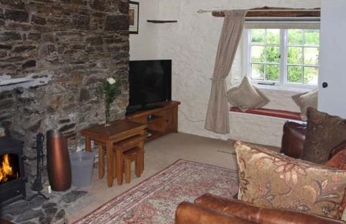 Morwellham House | Tuckermarsh Quay River Cottage 2