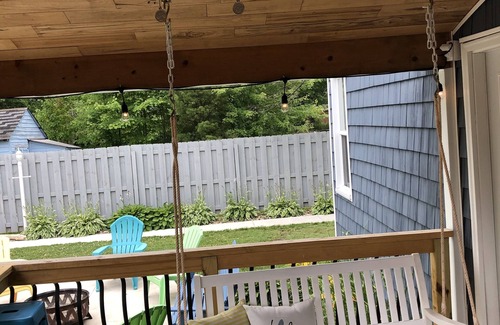 Geneva-on-the-Lake Cottage | Tucker’s Beach Glass Cottage