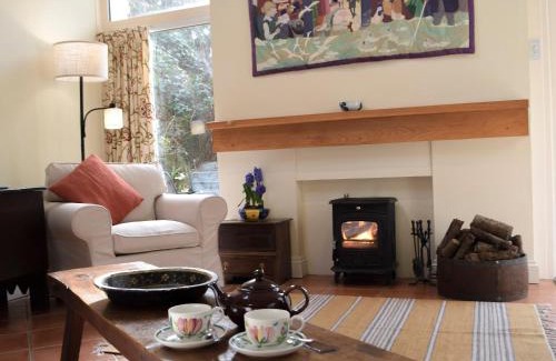 Treffgarne House | Tucking Cottage