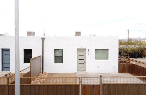 Menlo Park House | Tucson Barrio Home 2B/2B
