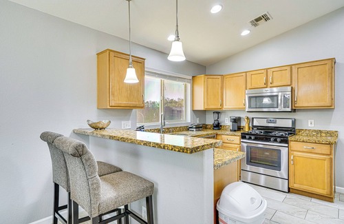 Cortaro House | Tucson Home w/Patio, Grill & Mountain Views!