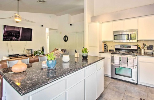 Casas Adobes House | Tucson Retreat w/Private Pool + Mtn Views