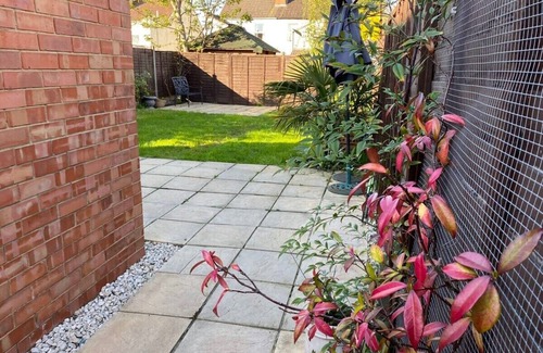 Gloucester House | Tudor House by STAE-Homes