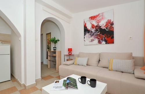 Okrug Gornji Apartment | Tudija 2 - Apartment 25m from the beach