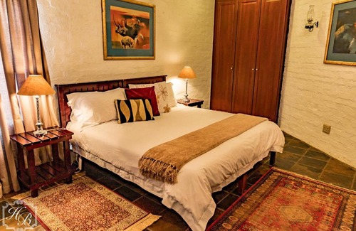 Mbombela Cabin | Tudor Cottage at Heysbrook
