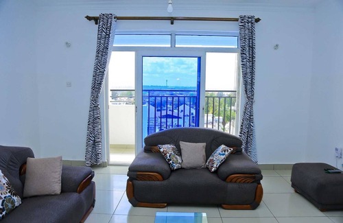 Mombasa Apartment | Tudor Prestige Apartment is a stylish3 double bedroom 2 ensuite and 1 wet room.