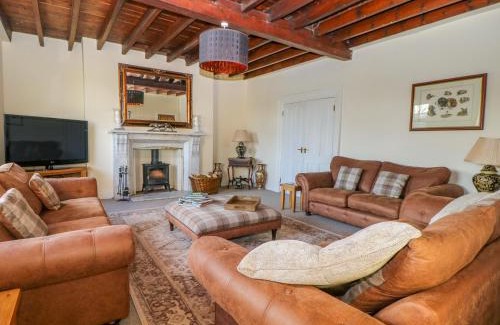 Scawton House | Tuft House