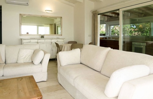 Baia Caddinas House | Tugurio by Interhome